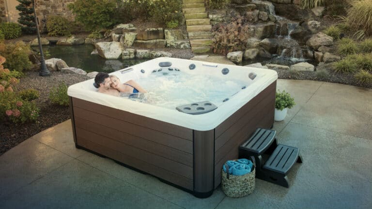 The Hot Tub Lounge: A Seat Debate - Master Spas Blog